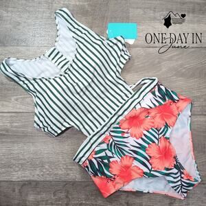 IFFEI Tropical Cut Out One Piece Swimsuit Size M